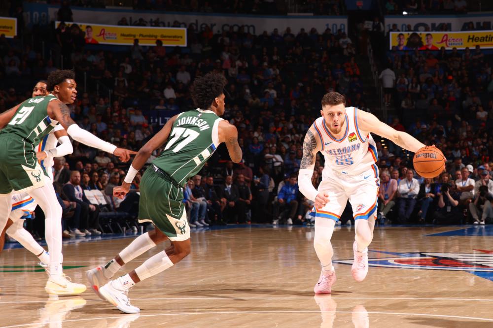 还包括灯光 还包括灯光