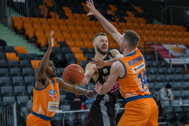 了蒙特雷的 了蒙特雷的