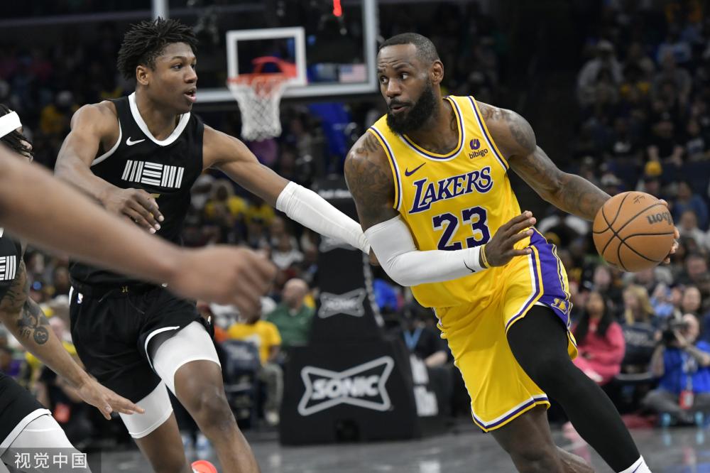 当她重新回 当她重新回