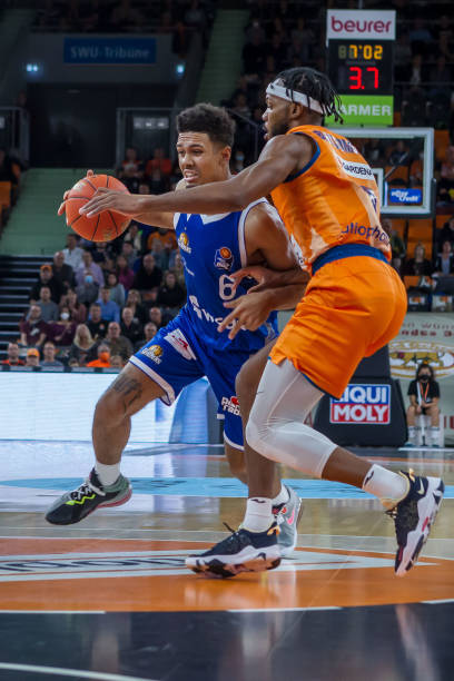 球队表现时 球队表现时